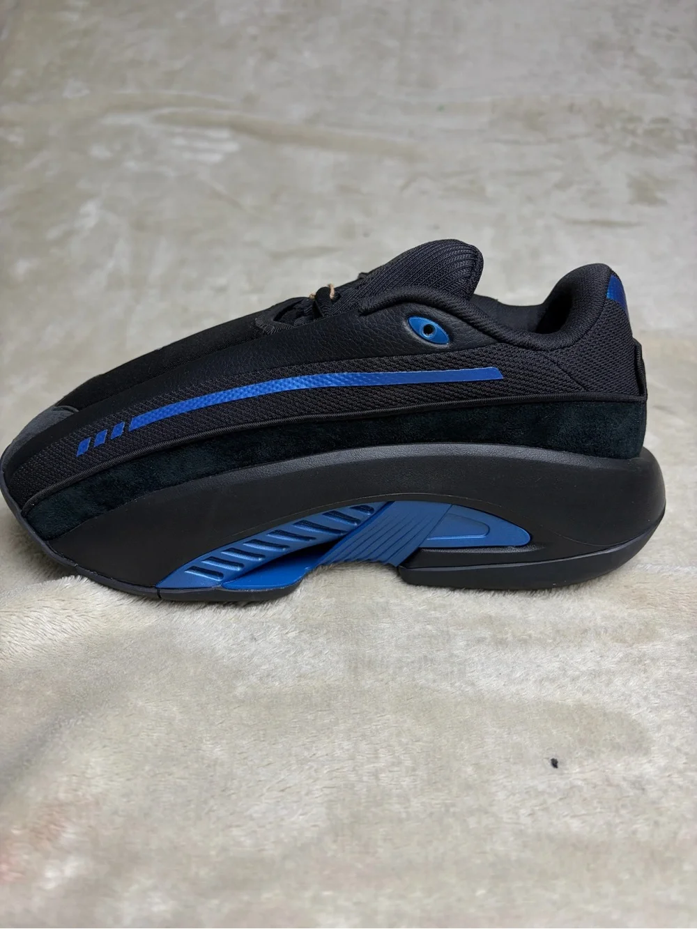 adidas Mad IIInfinity Mens Black Dark Marine Casual Shoes JI0395 Size 5.5
